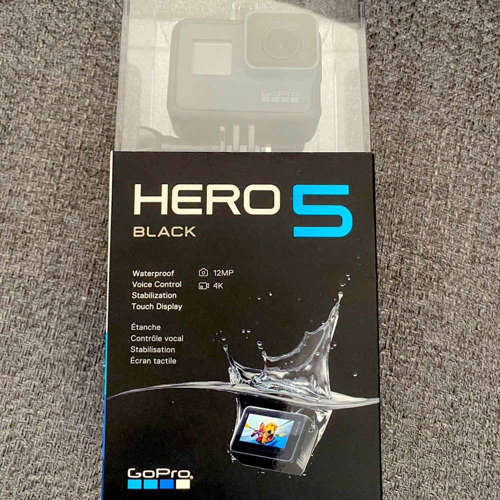 BRAND NEW- GoPro Hero5 and accessory kit